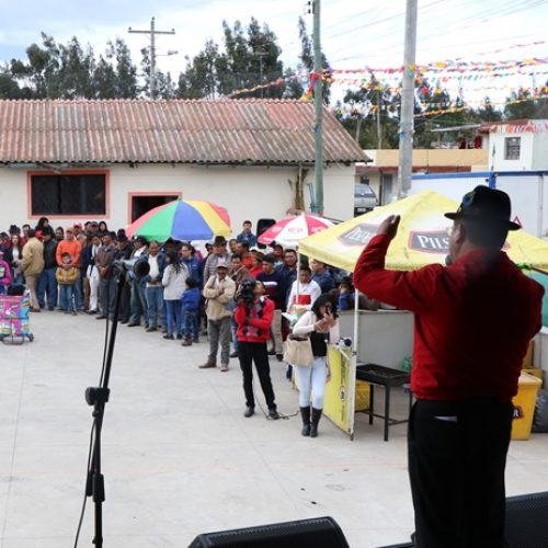 PREFECTURA DE COTOPAXI REALIZÓ ASFALTADO DE 12.2 KILÓMETROS EN LA  VIA CHIMBACALLE – LA MERCED – RÍO NAGSICHE UNA VÍA DE PRIMER ORDEN