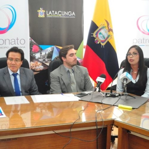 SEMANA CULTURAL LATACUNGA HISTÓRICA Y LITERARIA