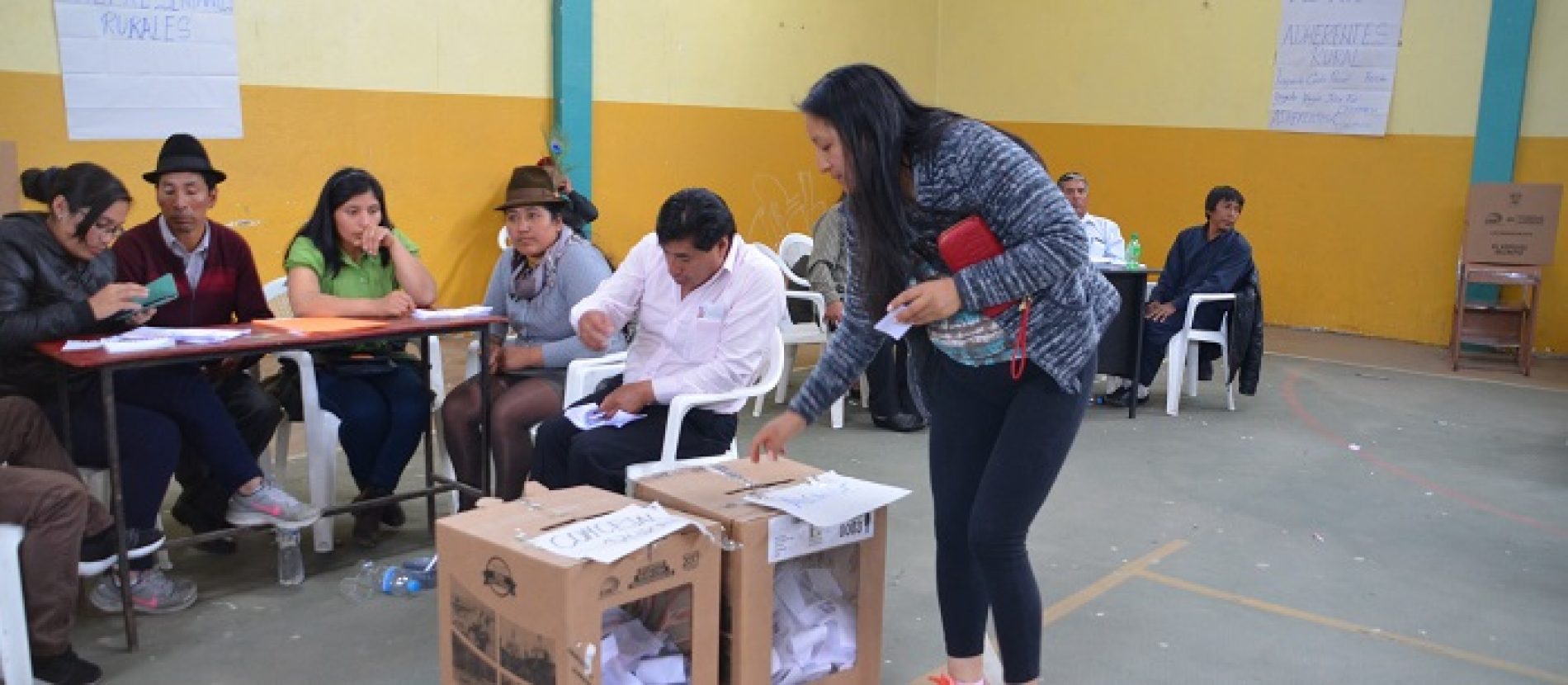 PRIMARIAS DE PACHAKUTIK EN SAQUISILÍ NO CONCLUYÓ POR DISTURBIOS EN CONTEO DE VOTOS (VIDEO)