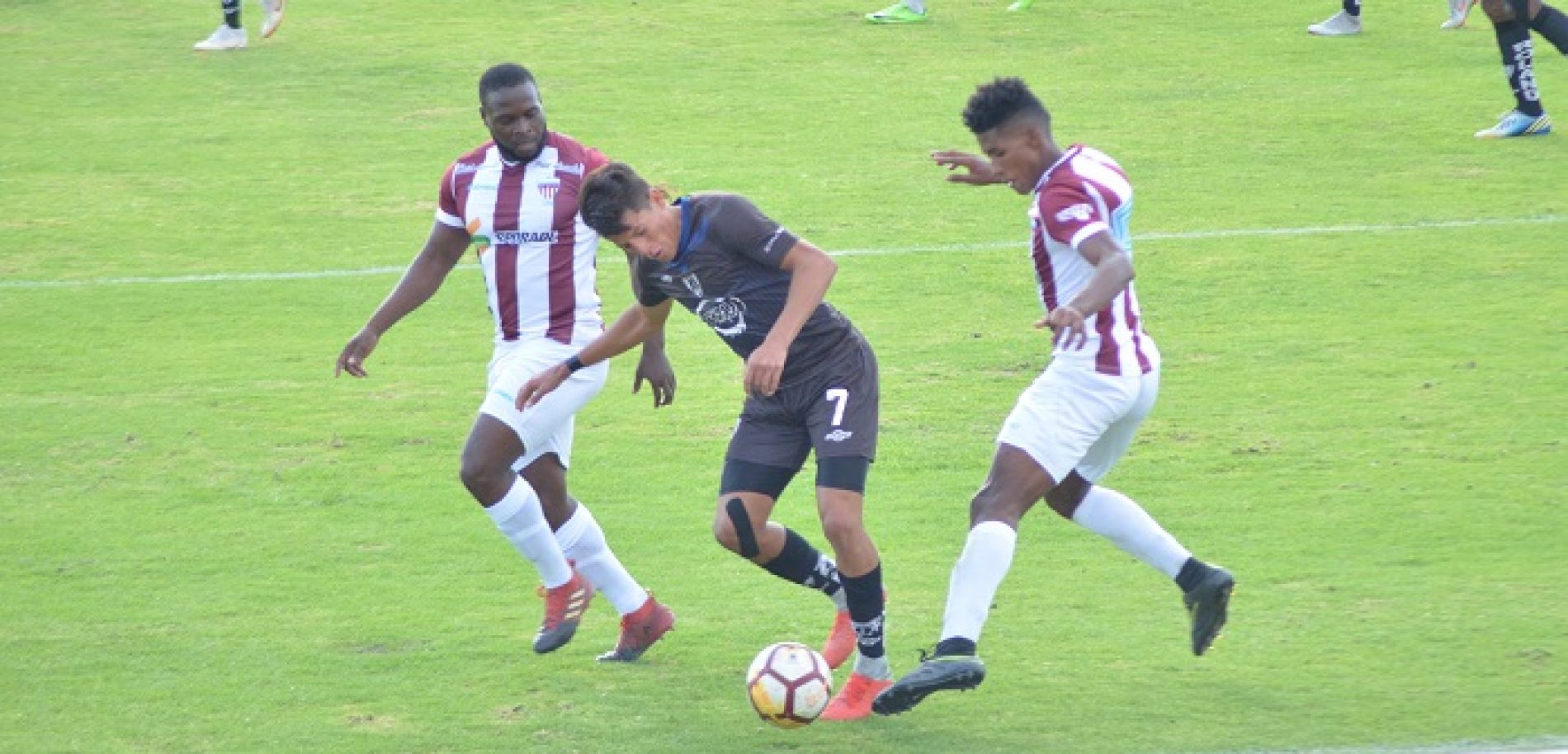 ALIANZA COTOPAXI GANÓ APRETADO 1-0 A GUAYAQUIL SC. Y SIGUE EN FIRME POR LA CLASIFICACIÓN
