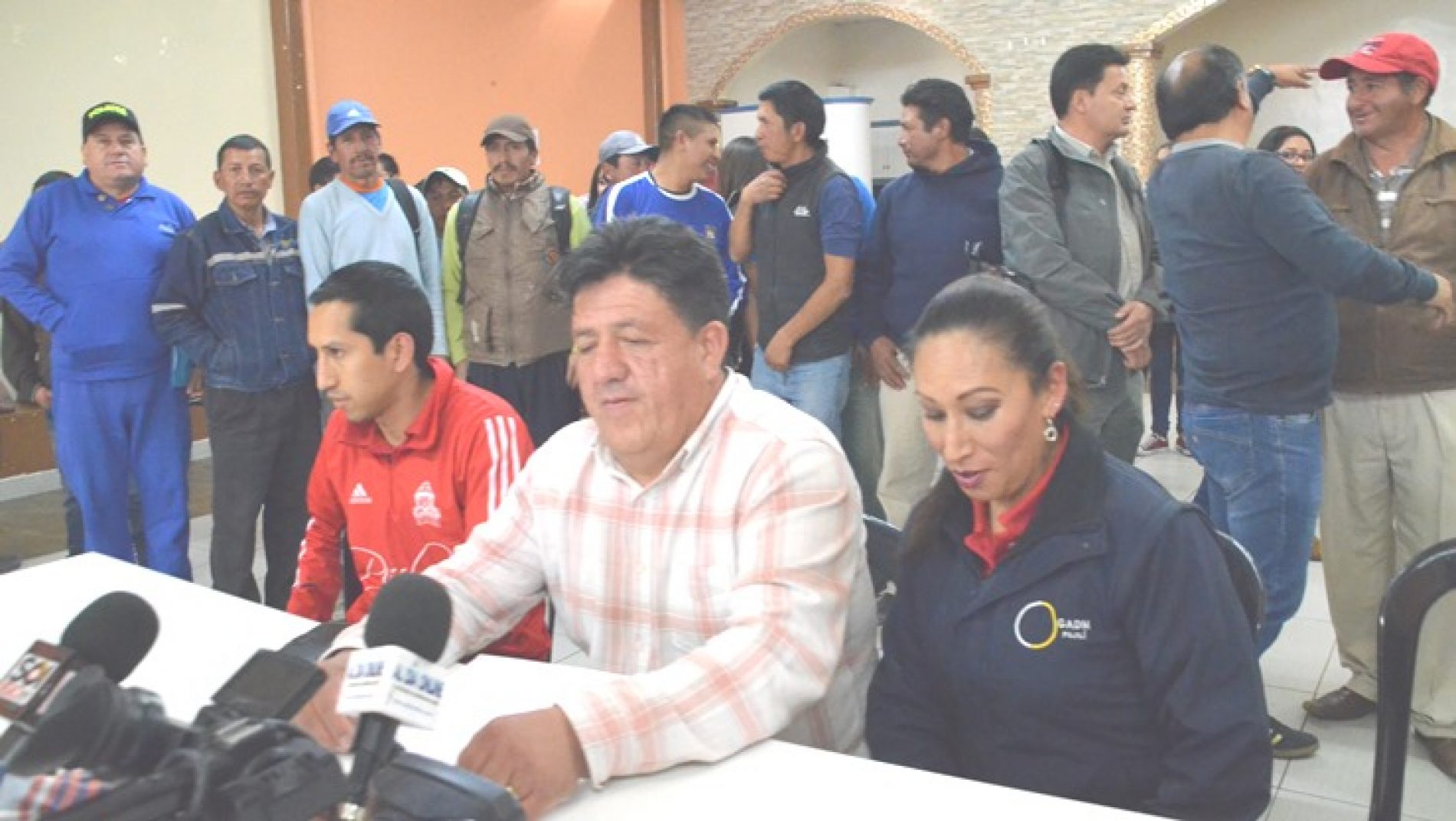 PRE ASOCIACIÓN UNIDOS SOMOS MÁS HACEN PRONUNCIAMIENTO Y RESPALDAN A ALCALDE DE PUJILÍ.(VIDEO)