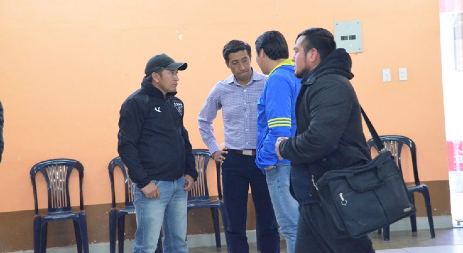 PRE ASOCIACIÓN UNIDOS SOMOS MÁS HACEN PRONUNCIAMIENTO Y RESPALDAN A ALCALDE DE PUJILÍ.(VIDEO)