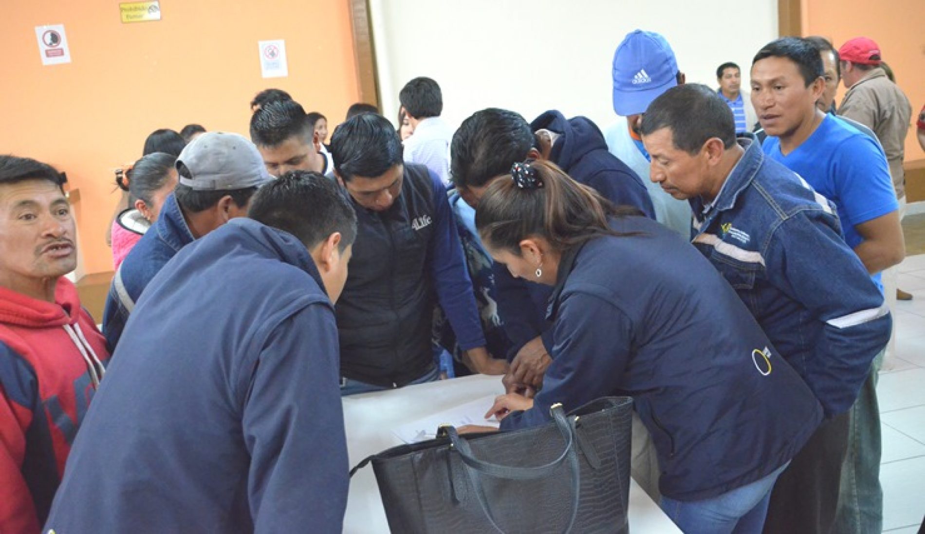 PRE ASOCIACIÓN UNIDOS SOMOS MÁS HACEN PRONUNCIAMIENTO Y RESPALDAN A ALCALDE DE PUJILÍ.(VIDEO)