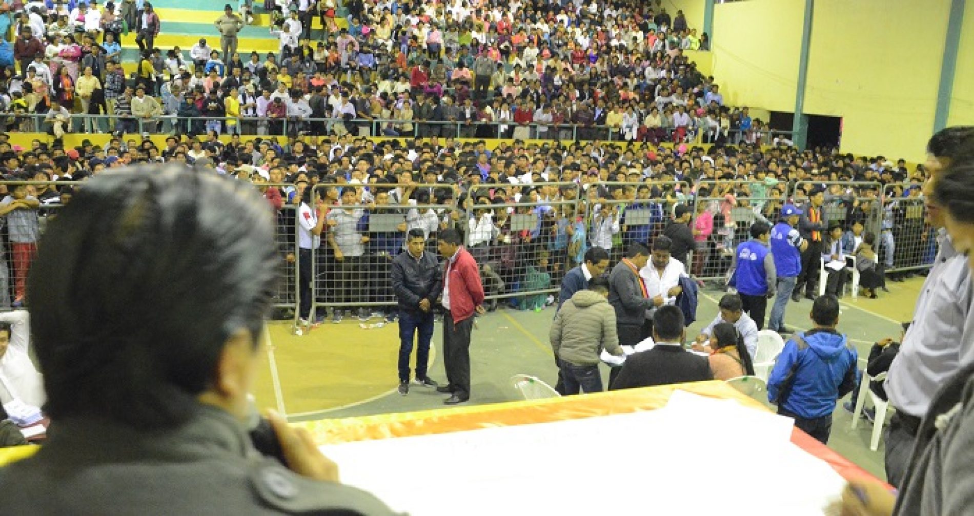 PRIMARIAS DE PACHAKUTIK EN SAQUISILÍ NO CONCLUYÓ POR DISTURBIOS EN CONTEO DE VOTOS (VIDEO)