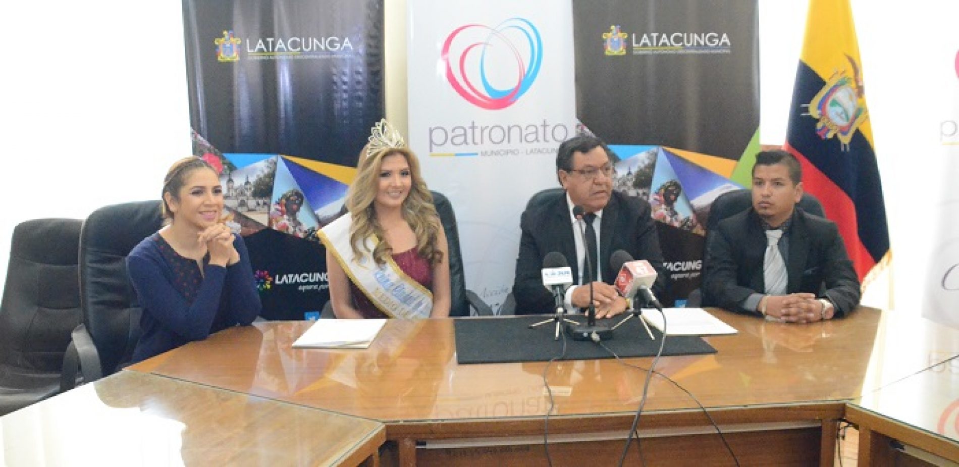 CIUDAD DE LATACUNGA ON LINE INSCRIBIÓ SU CANDIDATA A REINA DE LATACUNGA (VIDEO)