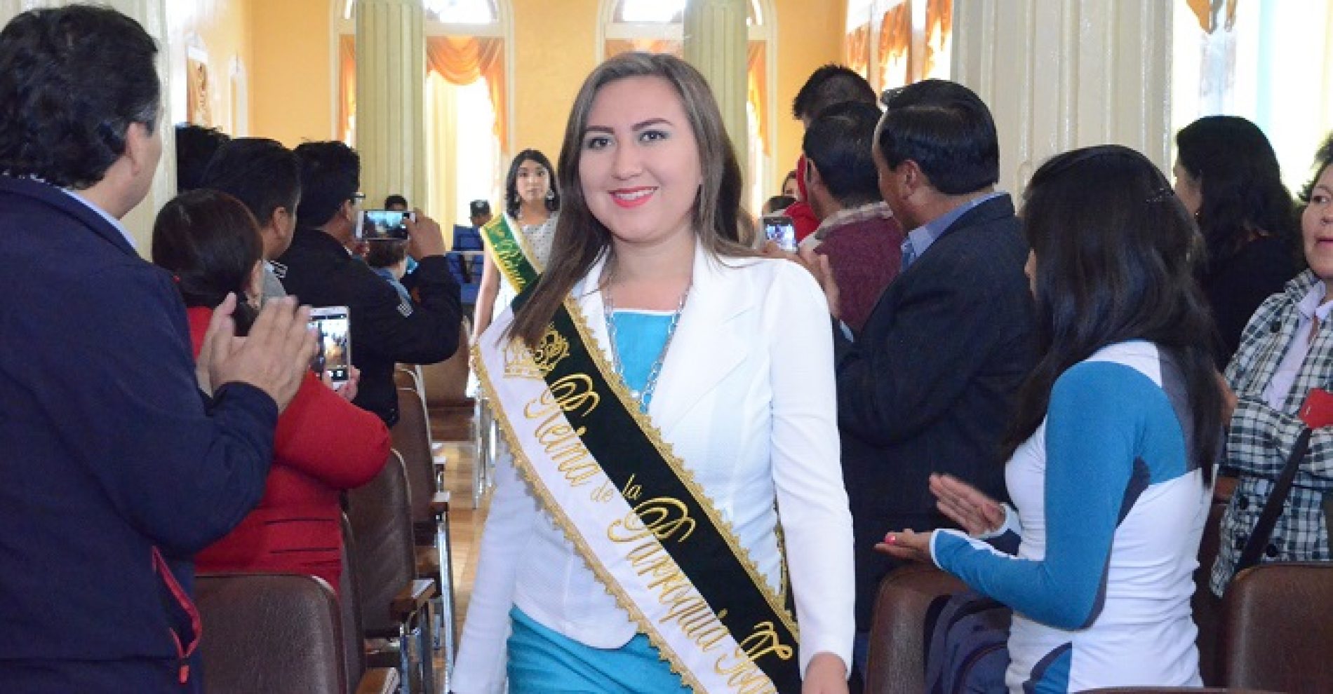 OCHO CANDIDATAS PRESENTADAS OFICIALMENTE PARA EL REINADO INTER PARROQUIAL DE LATACUNGA