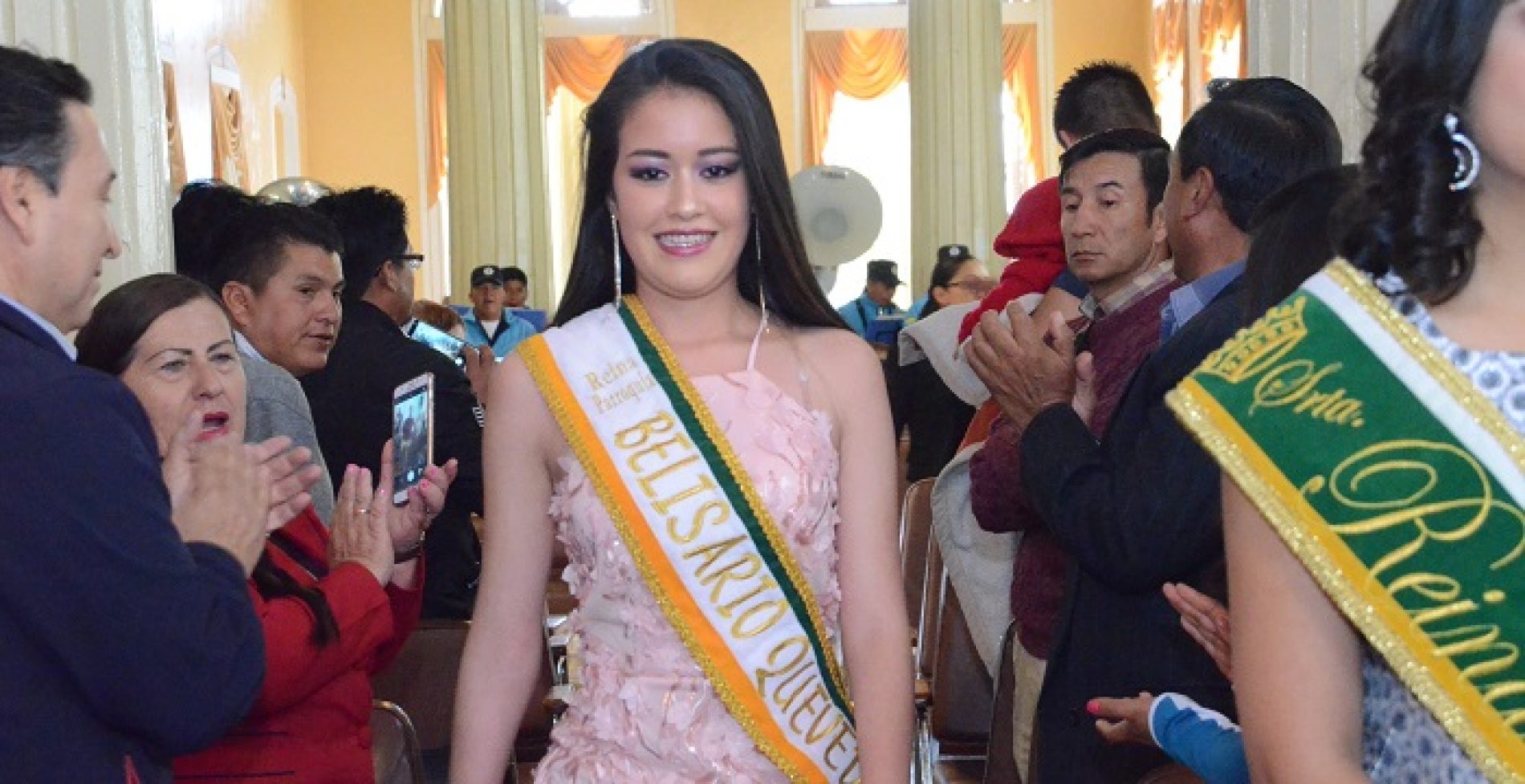 OCHO CANDIDATAS PRESENTADAS OFICIALMENTE PARA EL REINADO INTER PARROQUIAL DE LATACUNGA