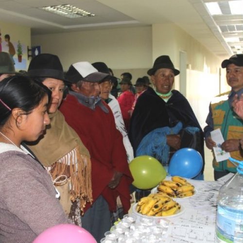 CENTRO DE SALUD ZUMBAHUA CELEBRA SU TERCER ANIVERSARIO