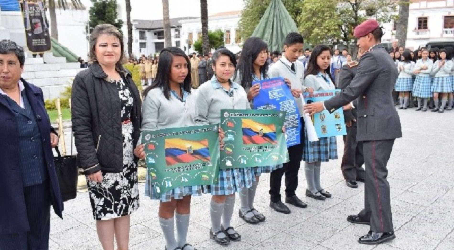 BRIGADA DE FUERZAS ESPECIAL No 9 “PATRIA” VIVIÓ MOMENTO CÍVICO POR DÍA DE LA BANDERA NACIONAL