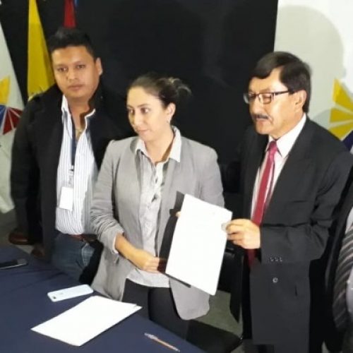 MTOP SUSCRIBIÓ CONTRATO PARA LA REPOSICIÓN DE CARPETA ASFÁLTICA DE LA VÍA LATACUNGA – LA MANÁ