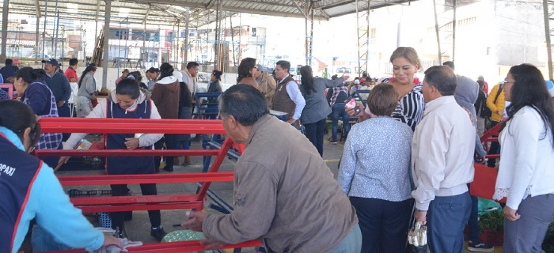 PREFECTURA DE COTOPAXI CELEBRÓ  UN AÑO DE LA FERIA “DE LA MATA A LA OLLA” (VIDEO)