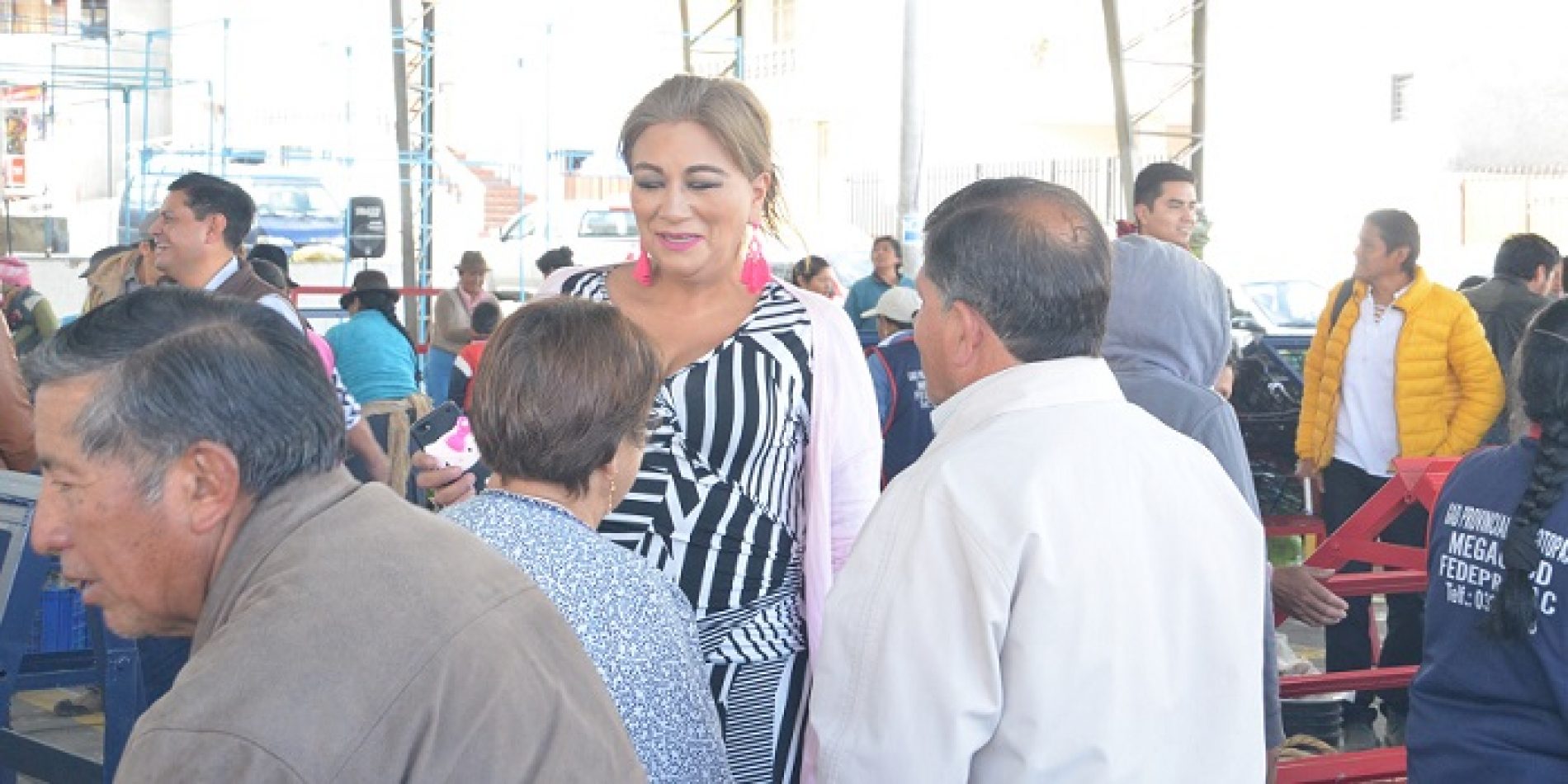 PREFECTURA DE COTOPAXI CELEBRÓ  UN AÑO DE LA FERIA “DE LA MATA A LA OLLA” (VIDEO)