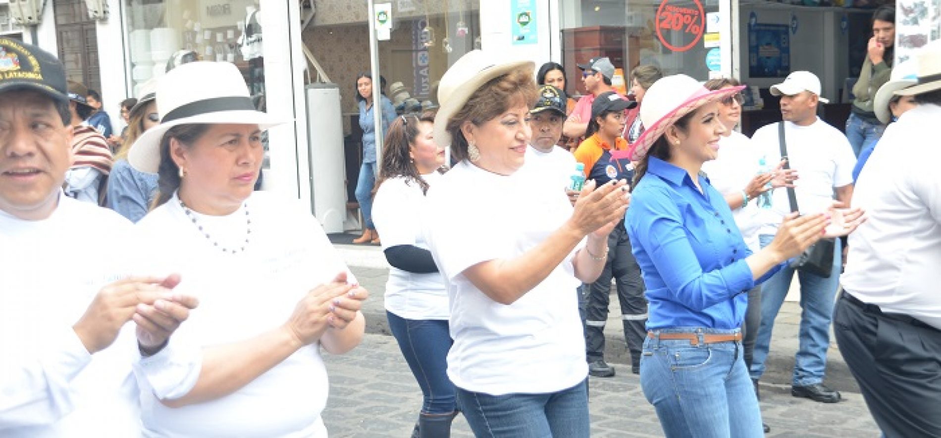 LATACUNGA CON PREGÓN INICIA FESTIVIDADES POR SUS 198 AÑOS