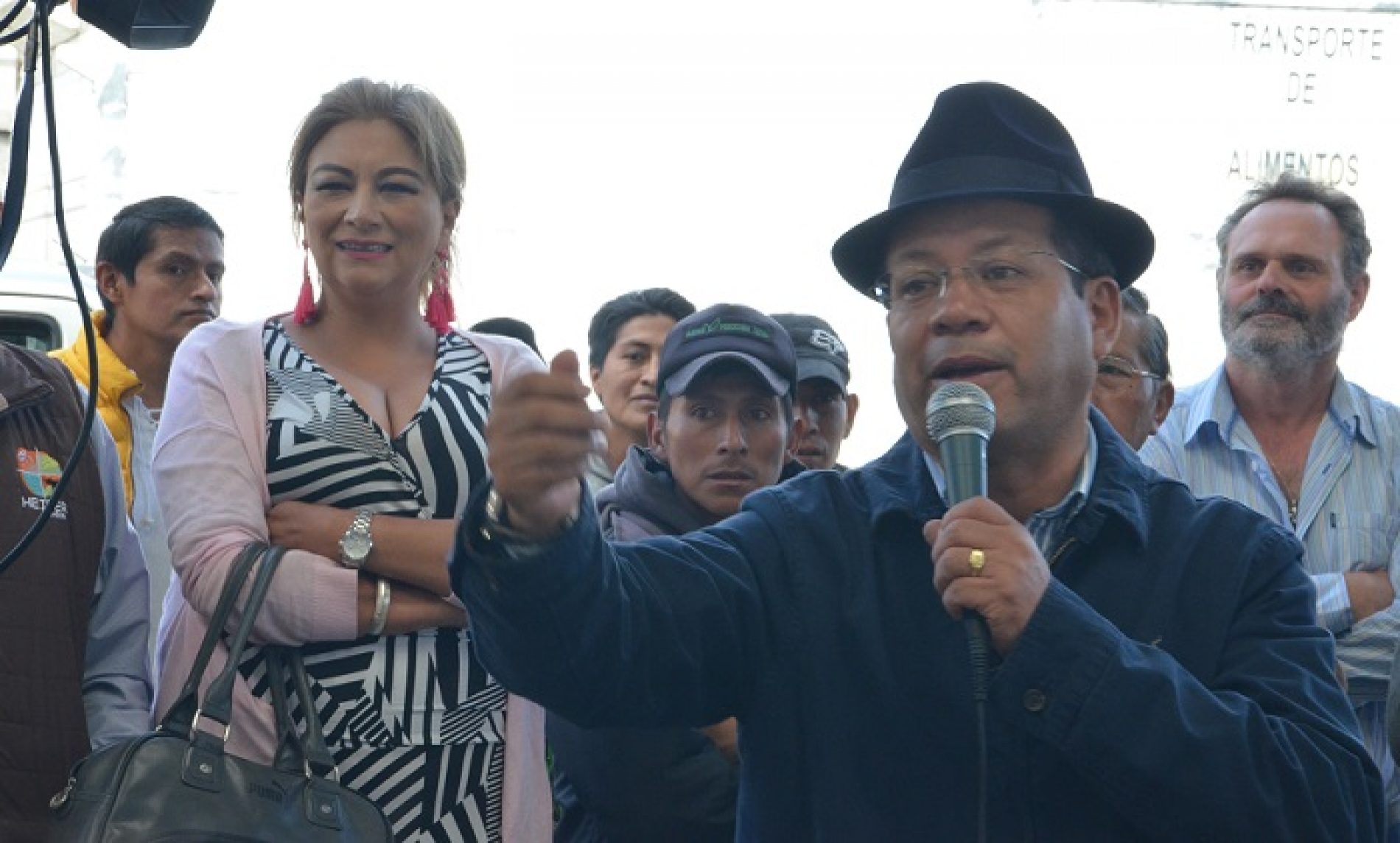 PREFECTURA DE COTOPAXI CELEBRÓ  UN AÑO DE LA FERIA “DE LA MATA A LA OLLA” (VIDEO)
