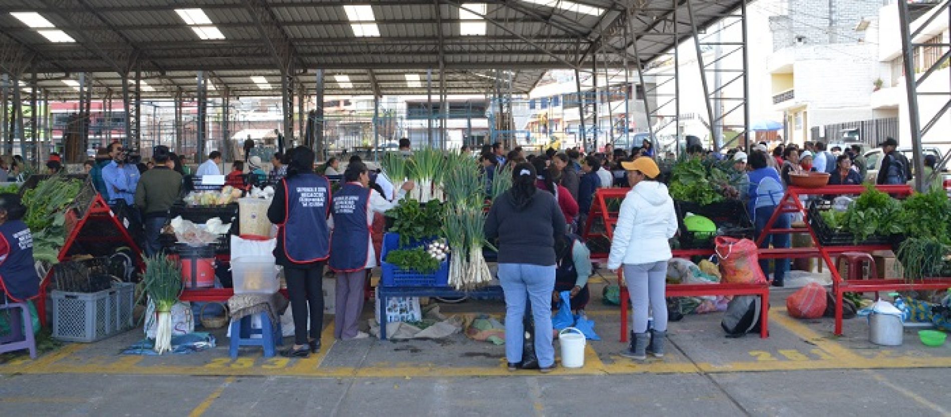 PREFECTURA DE COTOPAXI CELEBRÓ  UN AÑO DE LA FERIA “DE LA MATA A LA OLLA” (VIDEO)