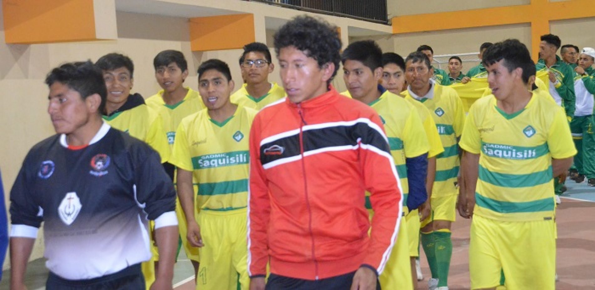 LATACUNGA RECIBE E INAUGURA INTERCANTONAL DE FÚTBOL SENIOR (VIDEO)