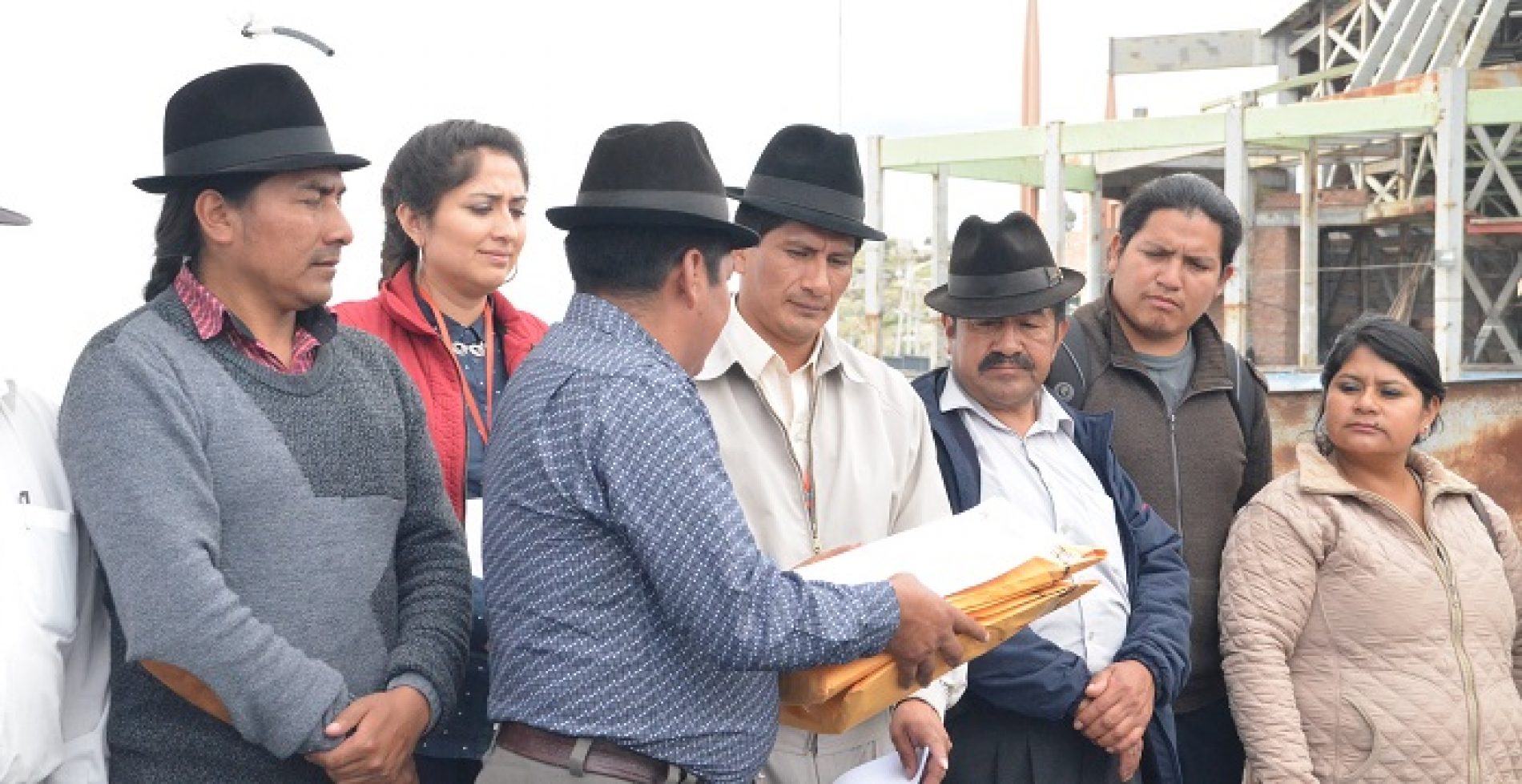 JORGE GUAMÁN CORONEL GANÓ DE MANERA CONTUNDENTE PRIMARIAS PARA PREFECTO (VIDEO)