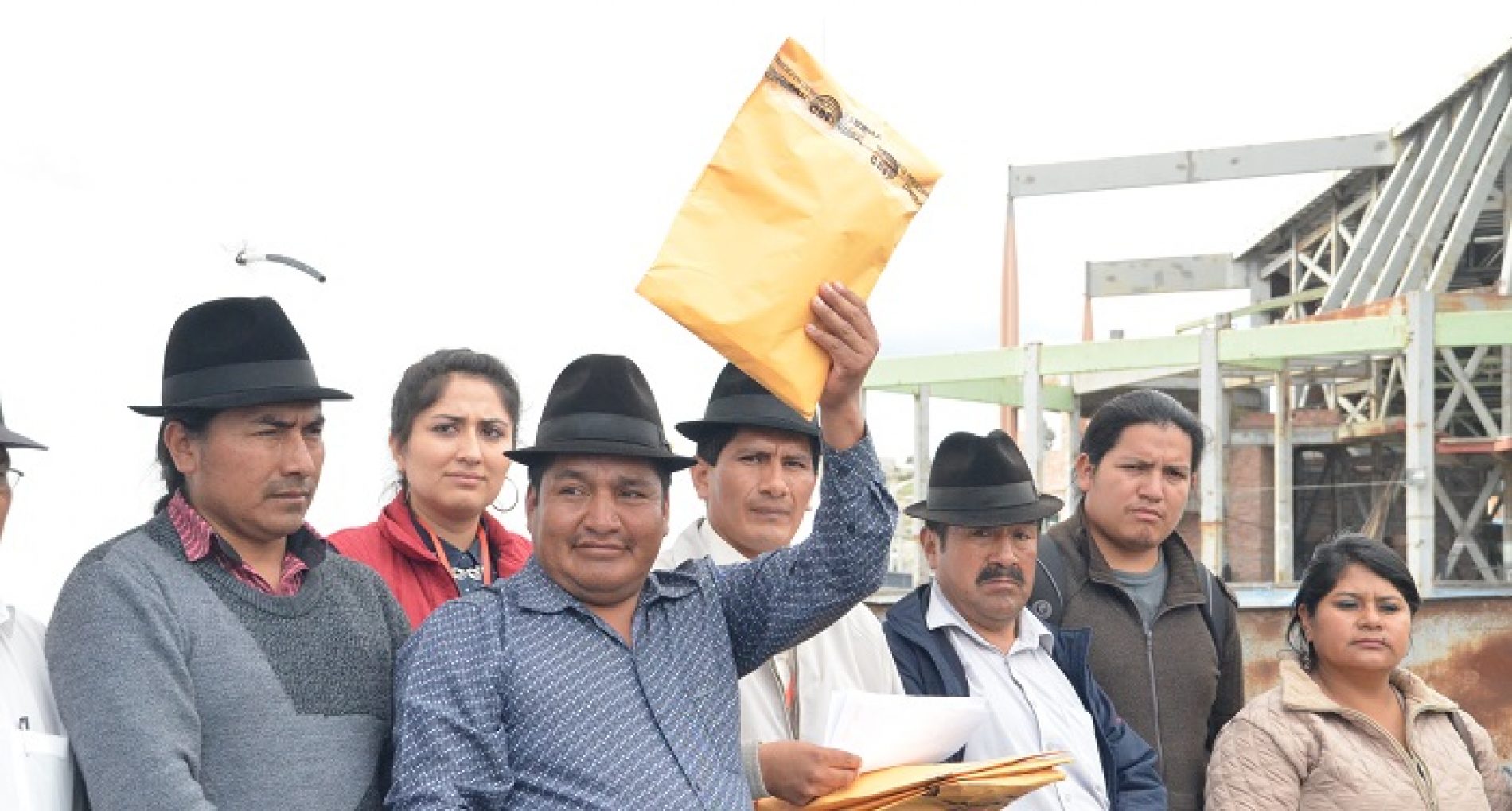 JORGE GUAMÁN CORONEL GANÓ DE MANERA CONTUNDENTE PRIMARIAS PARA PREFECTO (VIDEO)