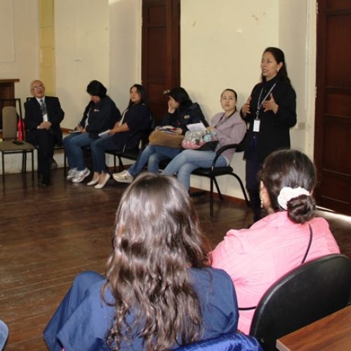 COMITÉS DE SALUD DE LATACUNGA SE CAPACITA EN PARTO EN LIBRE POSICIÓN CON PERTINENCIA INTERCULTURAL