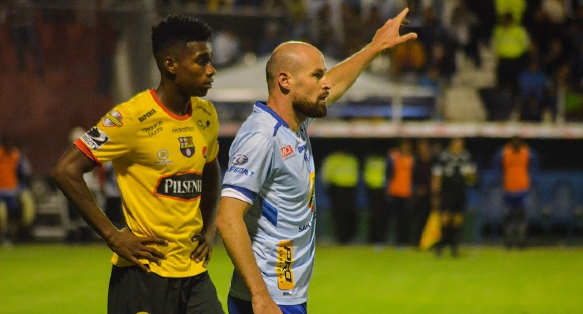 GOL SOLITARIO DE BURZIO DEVUELVE PRIMER LUGAR A MACARÁ TRAS GANAR A BARCELONA (VIDEO)