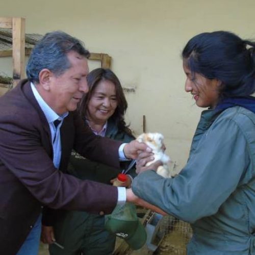 SE FORTALECE EL BACHILLERATO TÉCNICO PRODUCTIVO EN LATACUNGA