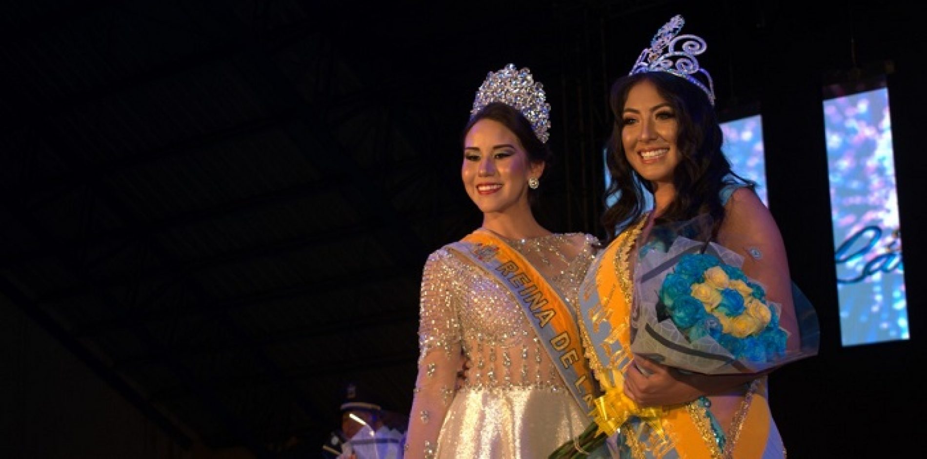 KATERIN VELASCO FLAMANTE  REINA DE LATACUNGA 2018 – 2019 REPRESENTANTE DE LA POLICÍA NACIONAL  ZUB ZONA N o 5 