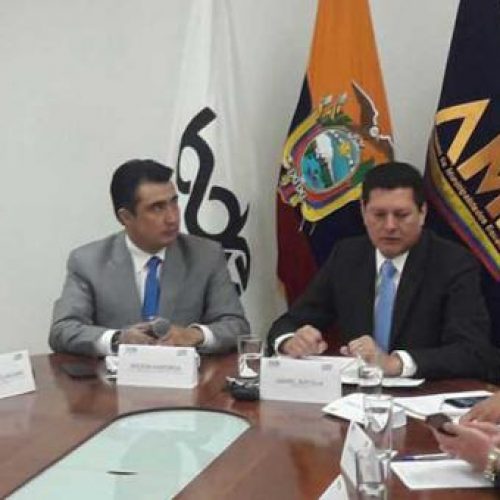 ASAMBLEA DE ALCALDES EN GALÁPAGOS BUSCA IMPULSAR EL DESARROLLO SOSTENIBLE Y LA LUCHA CONTRA LA DESTRUCCIÓN AMBIENTAL