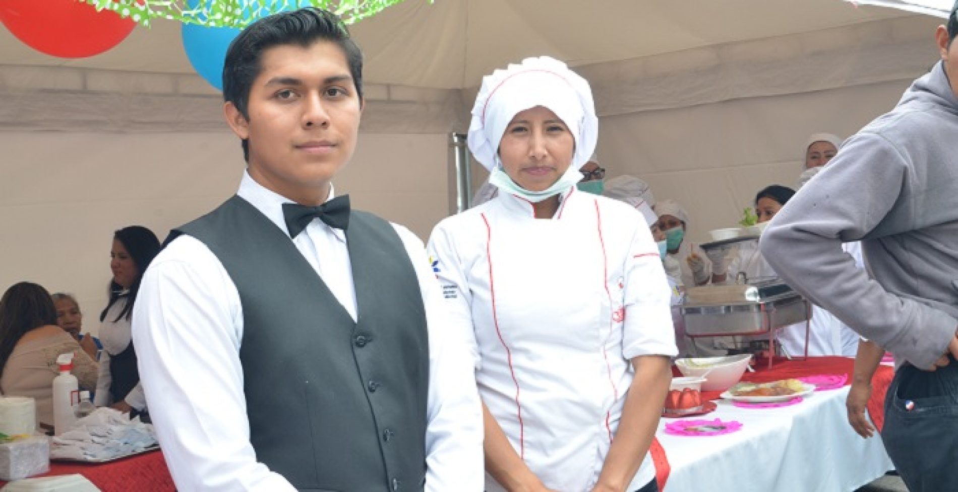 ESCUELA DE CHEFS “GUSTEAU” PRESENTÓ LA TERCERA FERIA GASTRONÓMICA (VIDEO)
