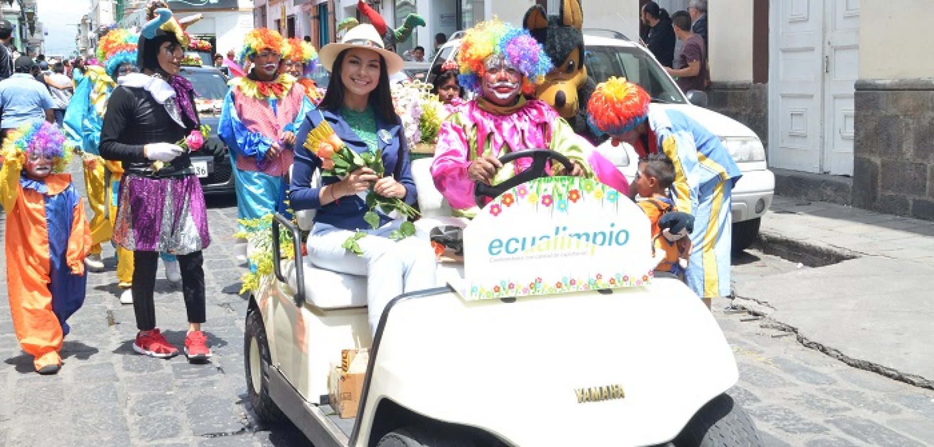 SEGUNDO FESTIVAL DE LAS FLORES  Y CULTURA VIVA DE COTOPAXI TUVO LATACUNGA (VIDEO)