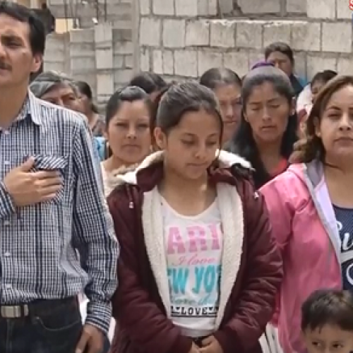 ALCALDE DE LATACUNGA INAUGURÓ ADOQUINADO DE LA CALLE MÉXICO PARROQUIA ELOY ALFARO.
