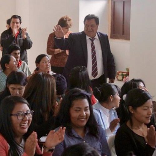 TALLERES DE CORTE Y CONFECCIÓN, BELLEZA, GASTRONOMÍA Y TURISMO, CONCLUYÓ GAD LATACUNGA (VIDEO)