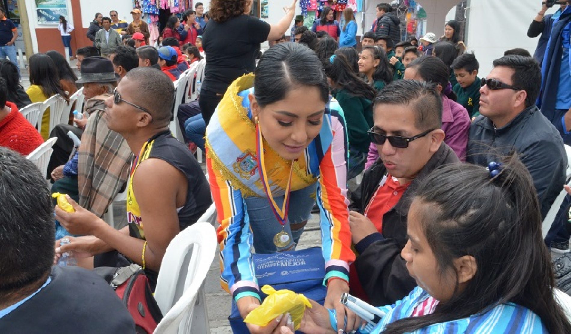 PATRONATO DE LATACUNGA FESTEJÓ A LAS PERSONAS CON CAPACIDADES ESPECIALES.(VIDEO)