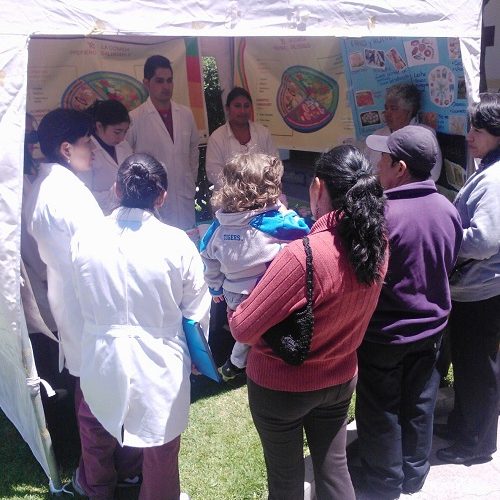 UNA ALIMENTACIÓN SALUDABLE Y SIN EXCESOS DURANTE NAVIDAD Y FIN DE AÑO, PREVIENE ENFERMEDADES
