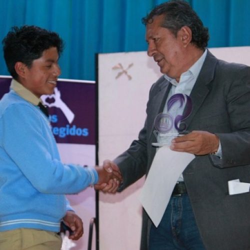 ESTUDIANTES DE LA ZONA 3 FUERON PREMIADOS A TRAVÉS DEL CONCURSO “EL MUNDO QUE SOÑAMOS SIN VIOLENCIA”