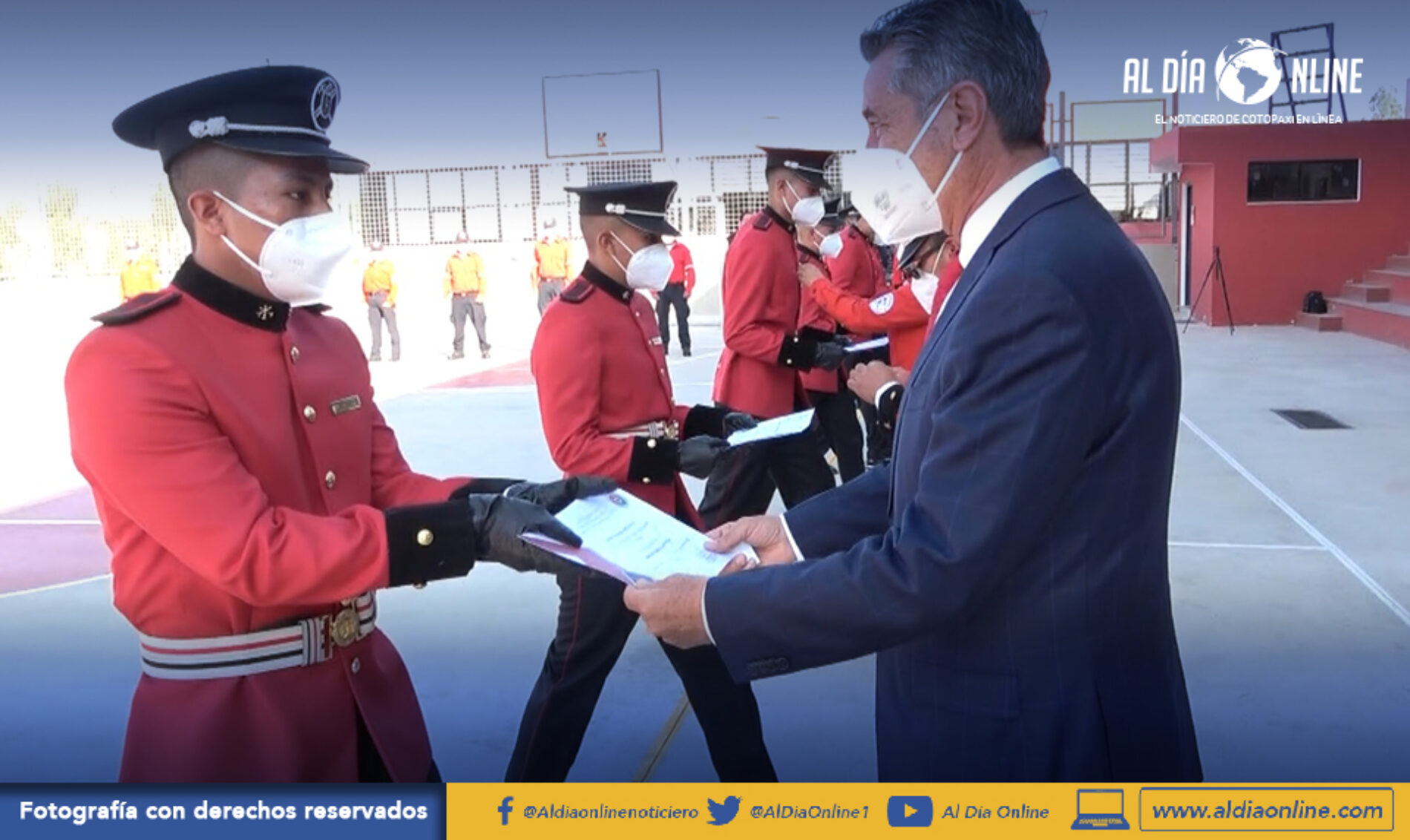 OCHO FLAMANTES BOMBEROS SE INCORPORAN AL CUERPO DE BOMBEROS DE LATACUNGA (VIDEO)