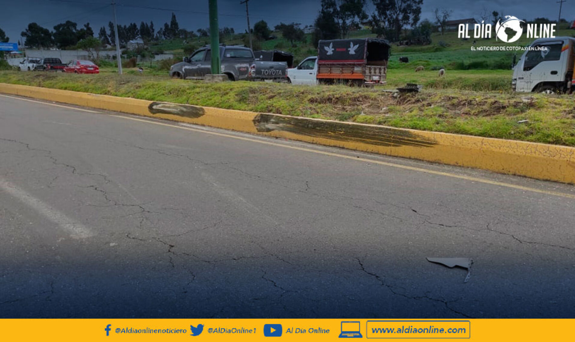 TRIPLE CHOQUE EN LA VIA SAQUISILÍ E35 DEJA DAÑOS MATERIALES Y PERSONAS CON POLITRAUMATISMOS.