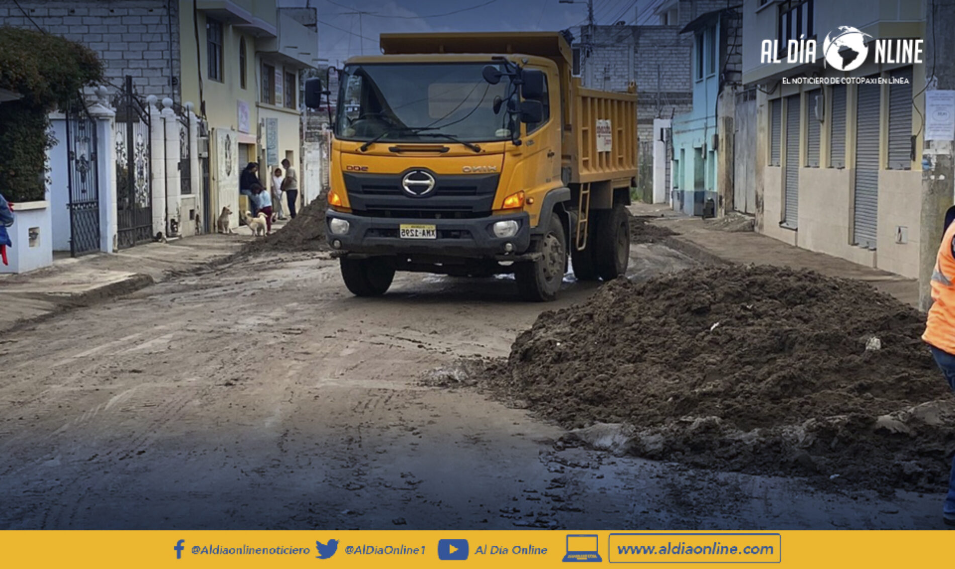 GAD. LATACUNGA DESPLIEGA  MAQUINARIA PARA LA LIMPIEZA Y HABILITACIÓN DE LAS VÍAS AFECTADAS POR LA LLUVIA EN VARIOS SECTORES DE LA CIUDAD