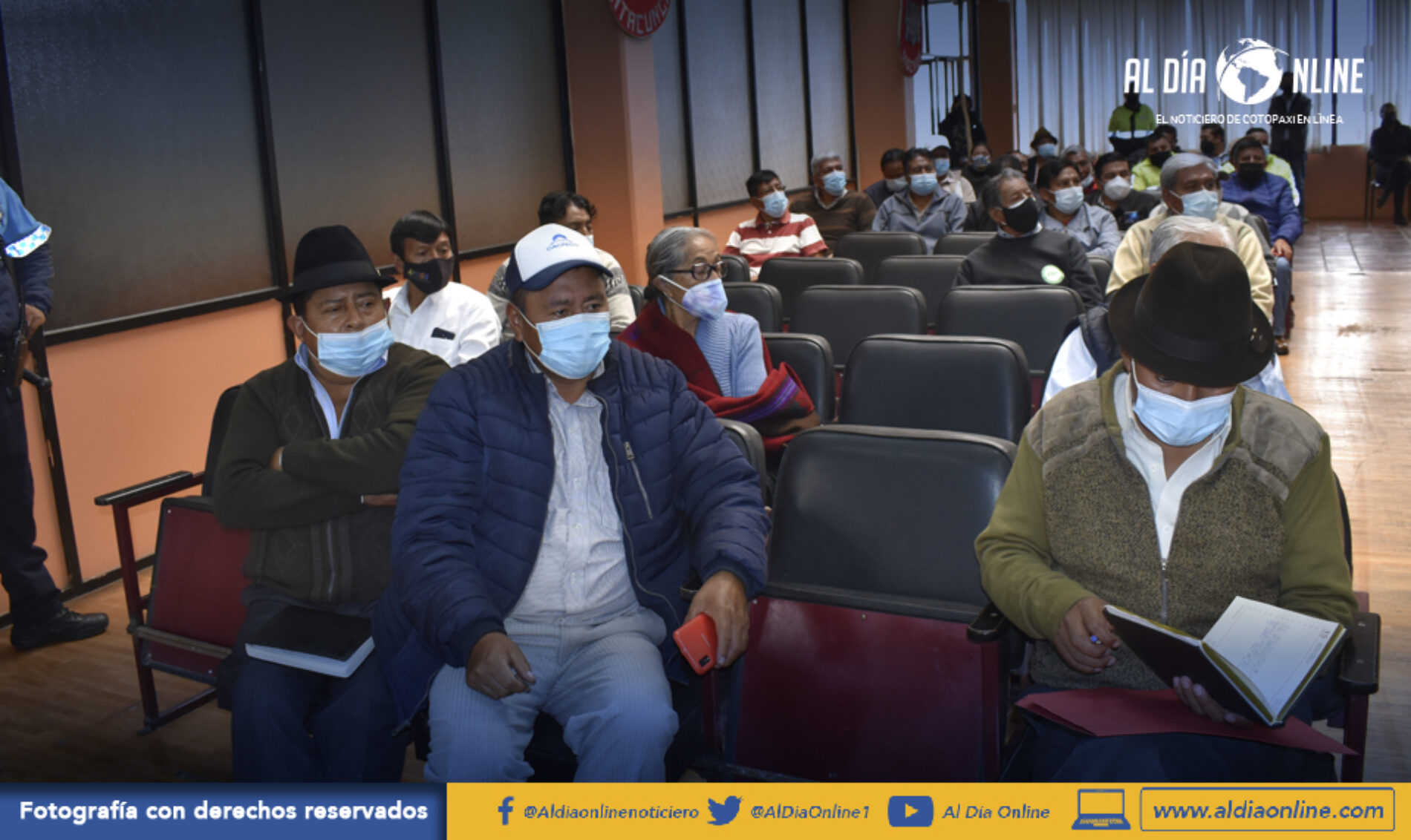 ASAMBLEA CANTONAL DE SAQUISILÍ RESOLVIÓ TOMARSE LA E35 ESTE JUEVES Y ESPERAR PRESENCIA DE AUTORIDADES (VIDEO)