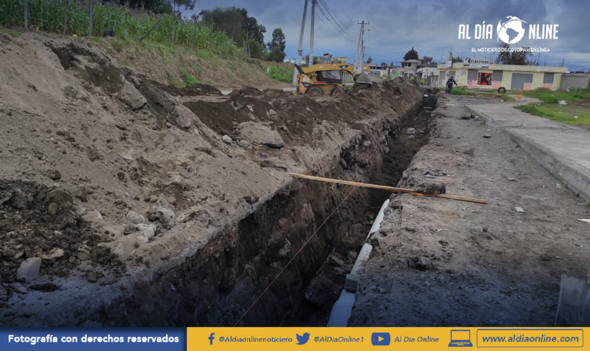 DIMAPAL DESARROLLA TRABAJOS DE TUBERÍAS DE ALCANTARILLADO EN INGRESO A PILACOTO (VIDEO)