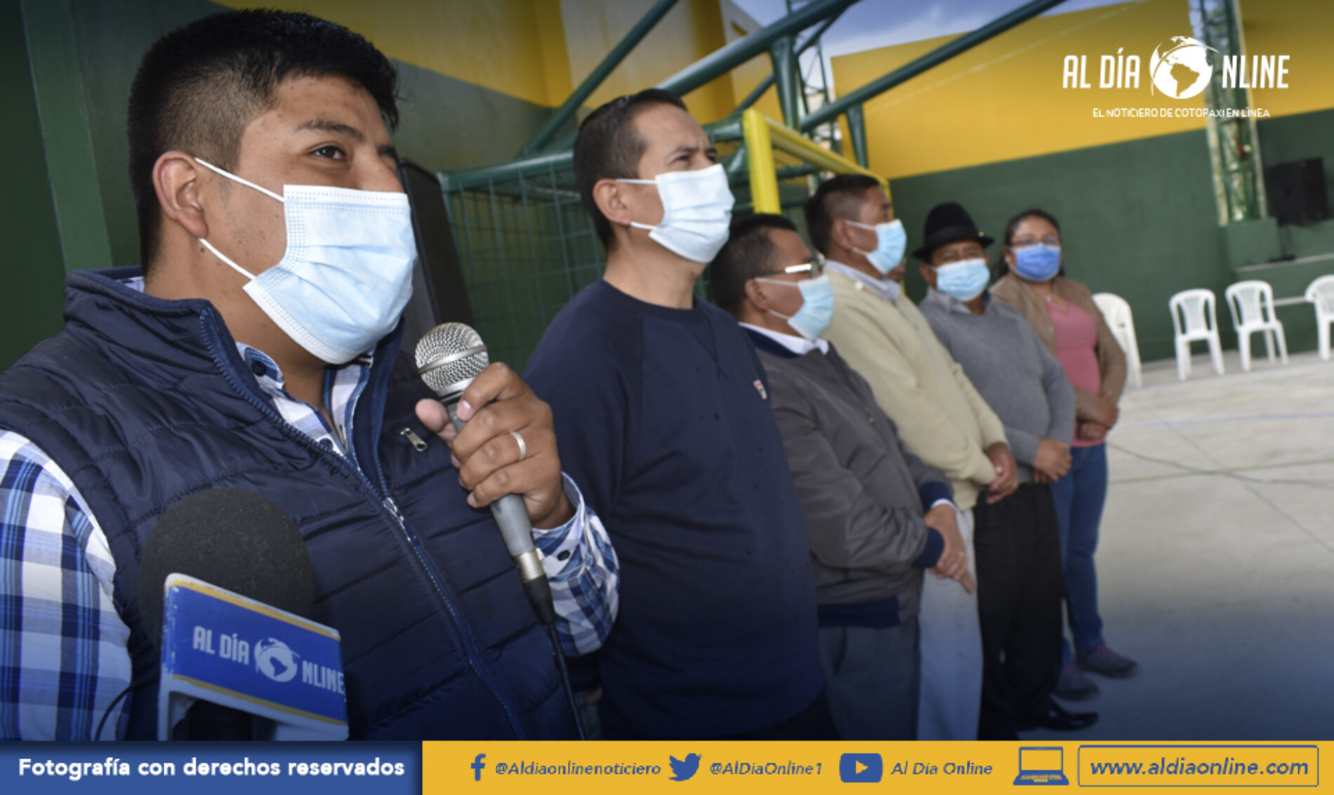 BARRIO EL TEJAR DE SAQUISILÍ RECIBE CUBIERTA DE ESCENARIO DEPORTIVO DE MANOS DE LA MUNICIPALIDAD (VIDEO)