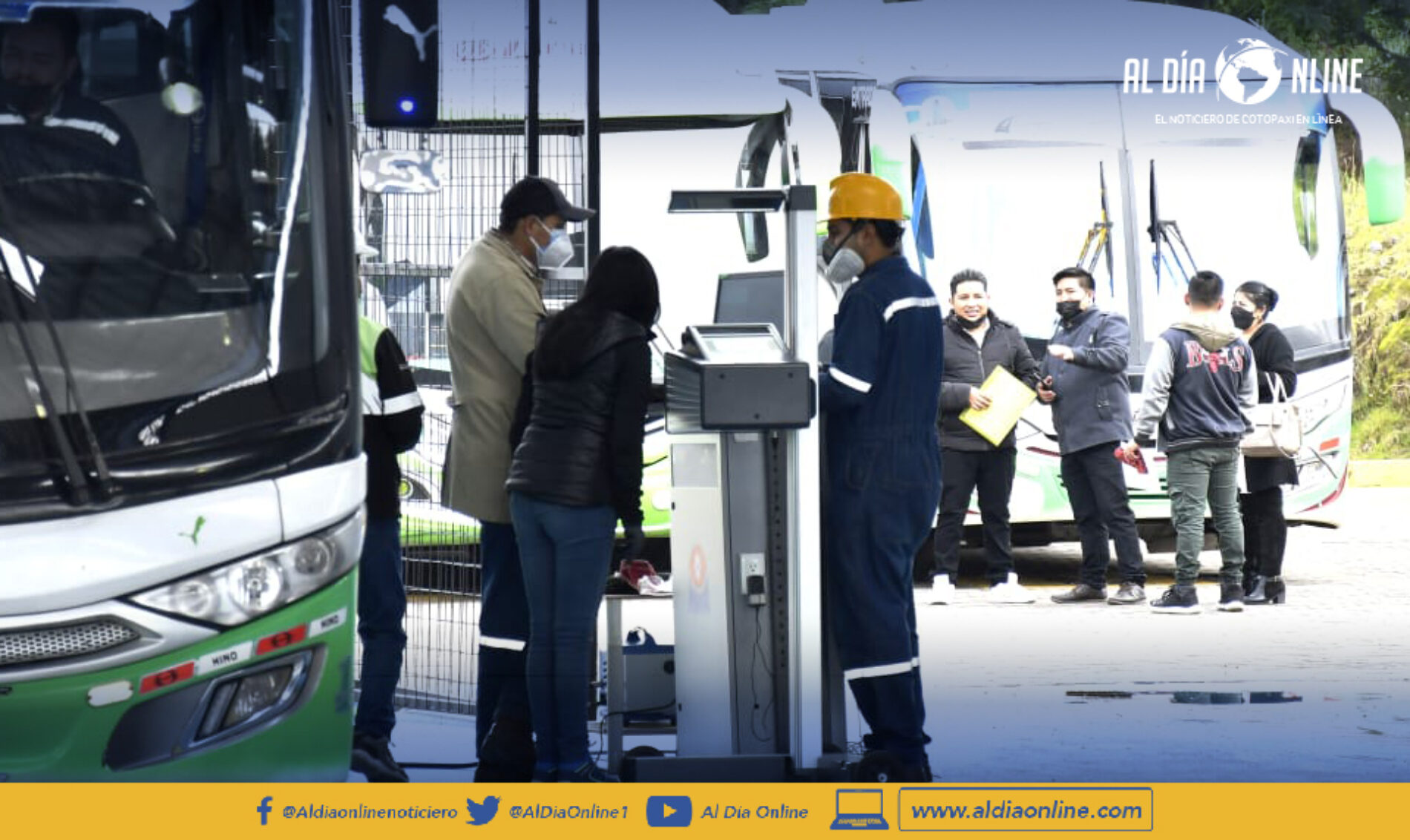 BUSES DE LA COOPERATIVA “CONCEL”  DE QUITO APROVECHAN  DE REVISIÓN TÉCNICA VEHICULAR DE LATACUNGA