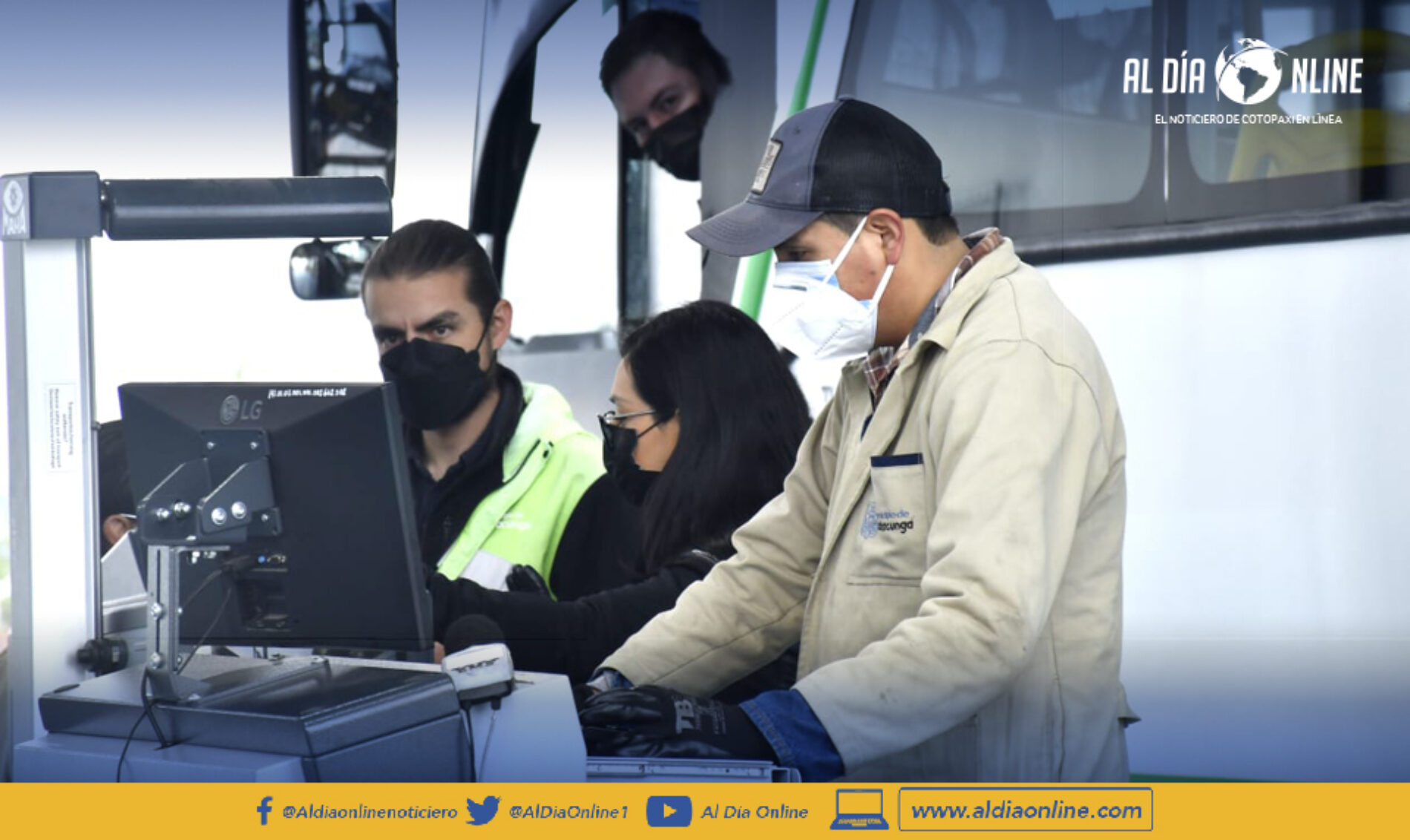 BUSES DE LA COOPERATIVA “CONCEL”  DE QUITO APROVECHAN  DE REVISIÓN TÉCNICA VEHICULAR DE LATACUNGA