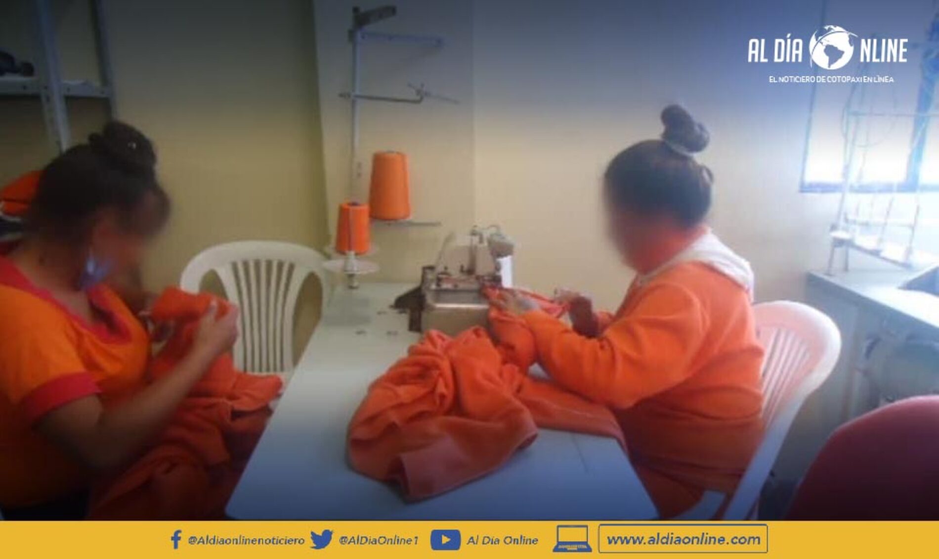 EN EL CRS FEMENINO COTOPAXI N°1 SE CONFECCIONAN UNIFORMES PARA LA POBLACIÓN PENITENCIARIA