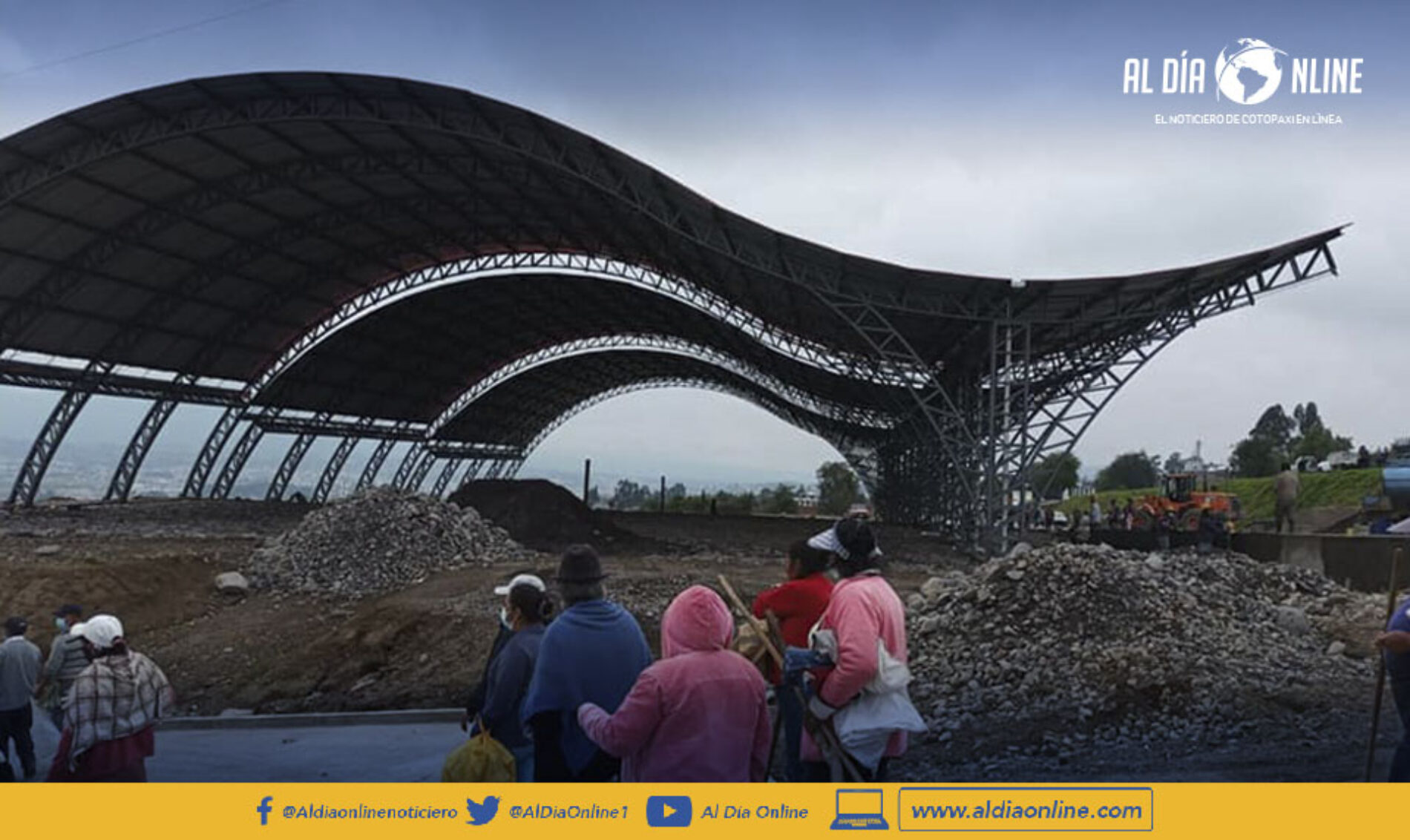 PLAZA DE ANIMALES MENORES DE ZUMBALICA, CON 99% DE AVANCE, SE INAUGURARÁ ENTRE EL 15 DE MARZO O A FINALES DE MES. (VIDEO)