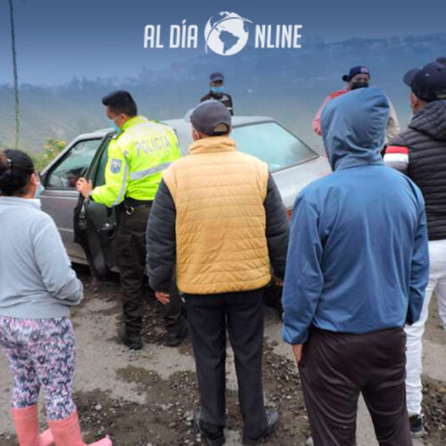 EN AMBATO, UNA MUJER FUE APREHENDIDA POR ROBO DE PIEZAS DE MAQUINARIA PESADA