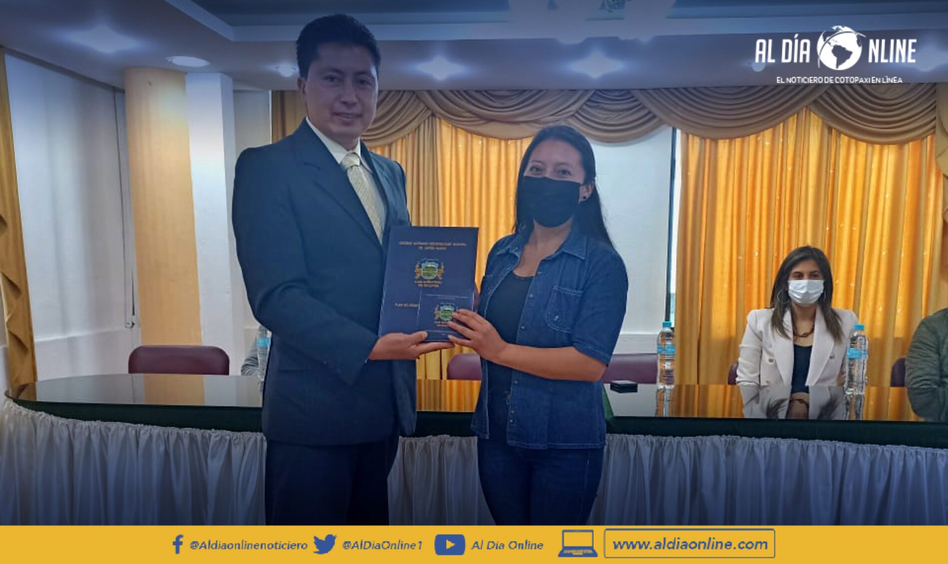 LA ASOCIACIÓN DE MUNICIPALIDADES DEL ECUADOR REGIONAL 3 ENTREGA PLAN DE DESARROLLO TURÍSTICO A SIGCHOS
