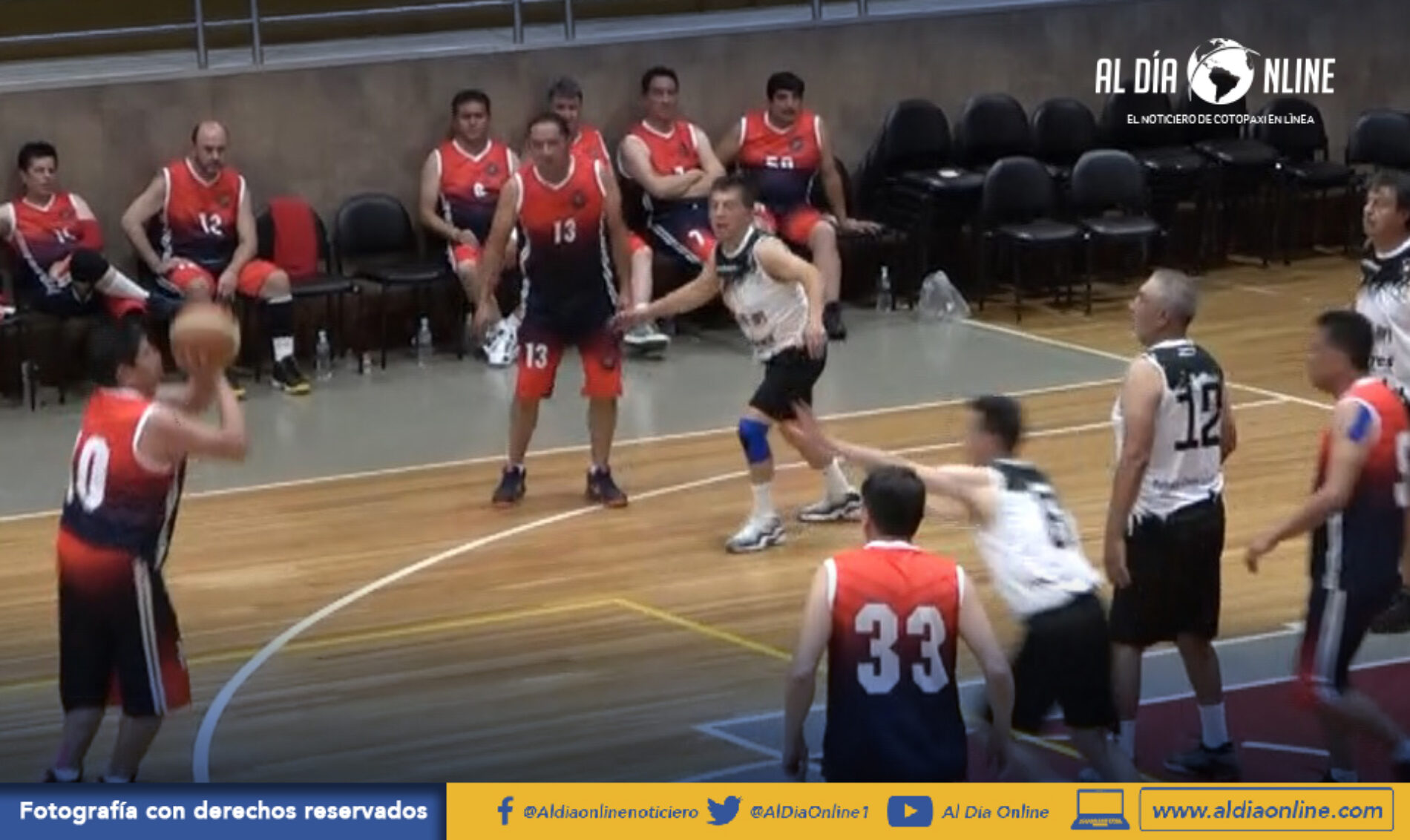 VICENTE LEÓN ACUDIÓ AL PRIMER CAMPEONATO DE COLEGIOS CENTENARIOS DEL ECUADOR EN LA CIUDAD AMBATO (VIDEO)