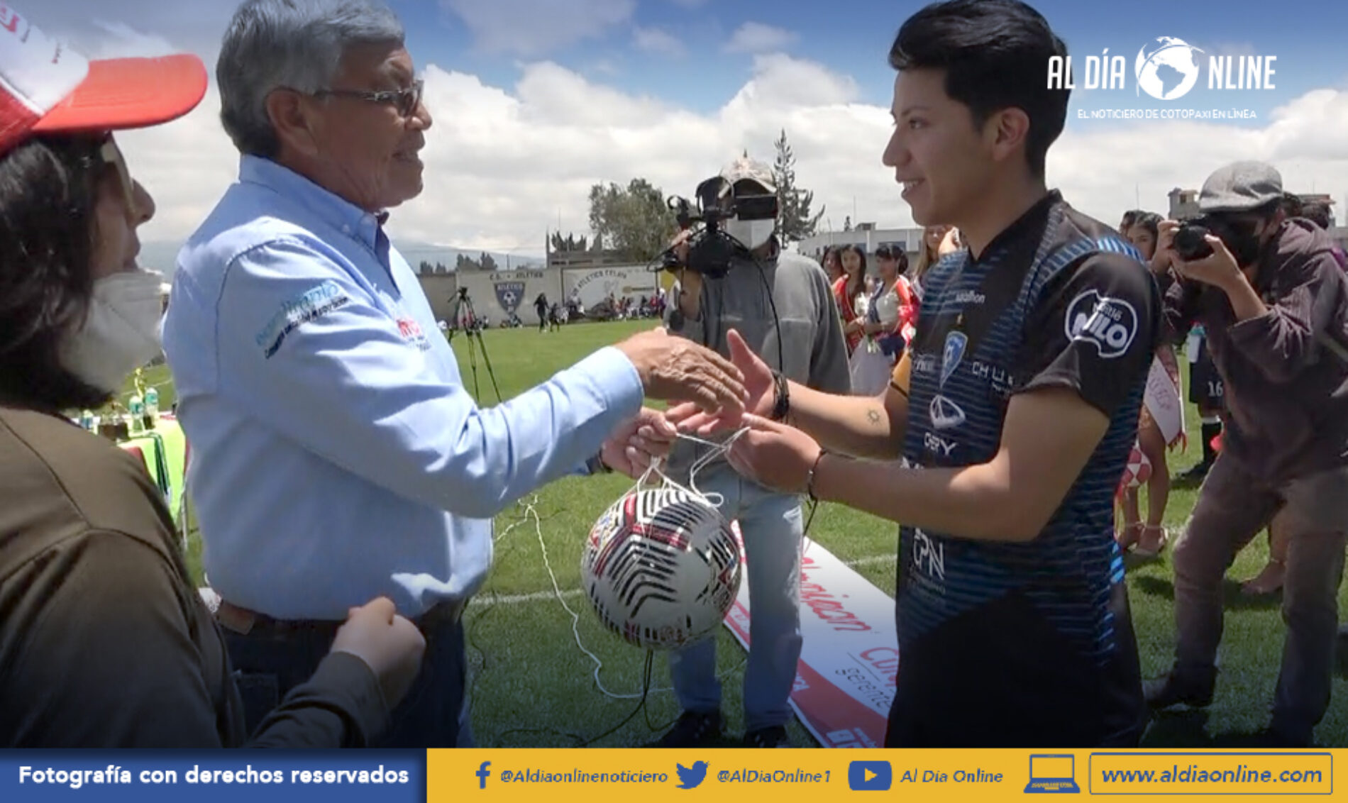 23 EQUIPOS DISPUTARÁN LA COPA “HORNIPAN” EN LIGA BARRIAL PILACOTO-GUAYTACAMA (VIDEO)