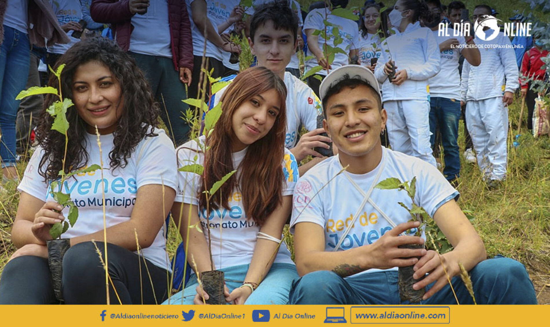 MUNICIPALIDAD DE LATACUNGA TRABAJA EN EL CUIDADO Y REFORESTACIÓN EN PARQUES Y JARDINES DE LA CIUDAD. (VIDEO)