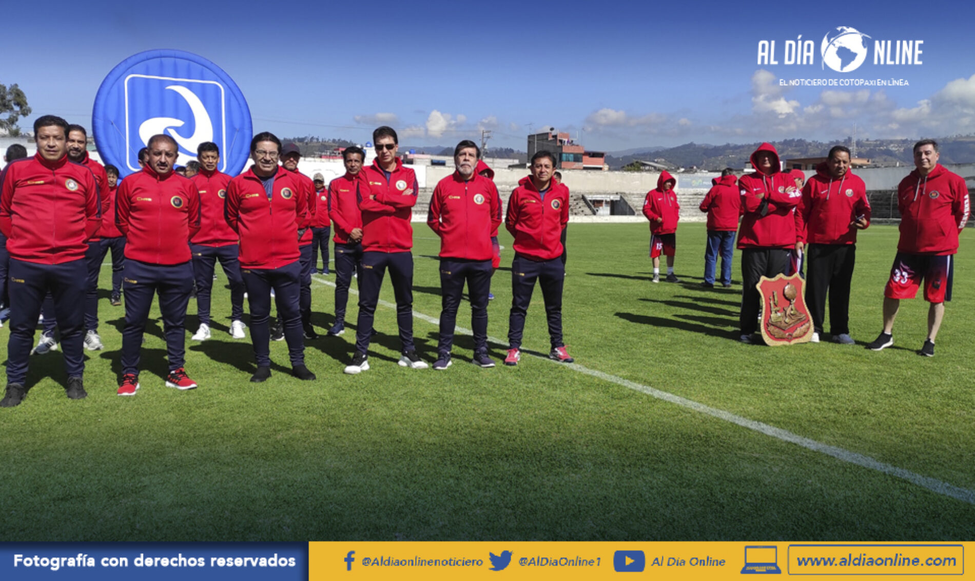 VICENTE LEÓN ACUDIÓ AL PRIMER CAMPEONATO DE COLEGIOS CENTENARIOS DEL ECUADOR EN LA CIUDAD AMBATO (VIDEO)